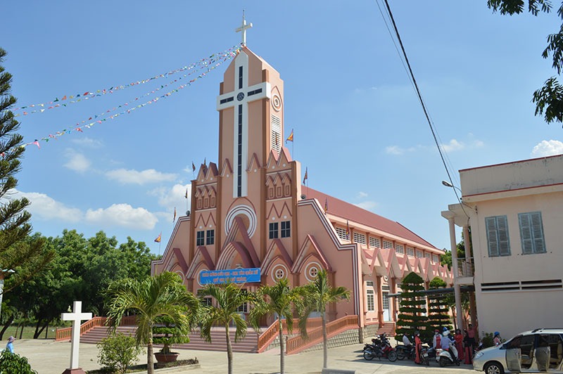 Nh&agrave; thờ gi&aacute;o xứ Cầu Bảo